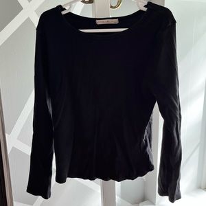 Black long sleeve crop top